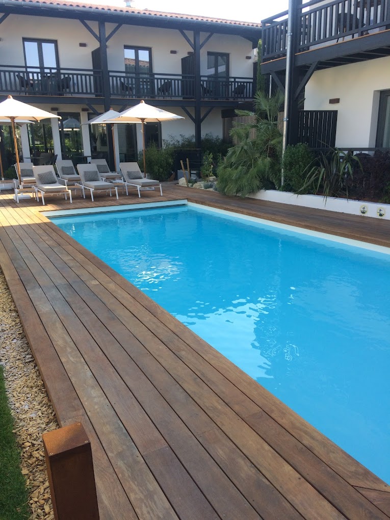 Terrasse bois exotique finie en Ipé ou Cumaru, vue large